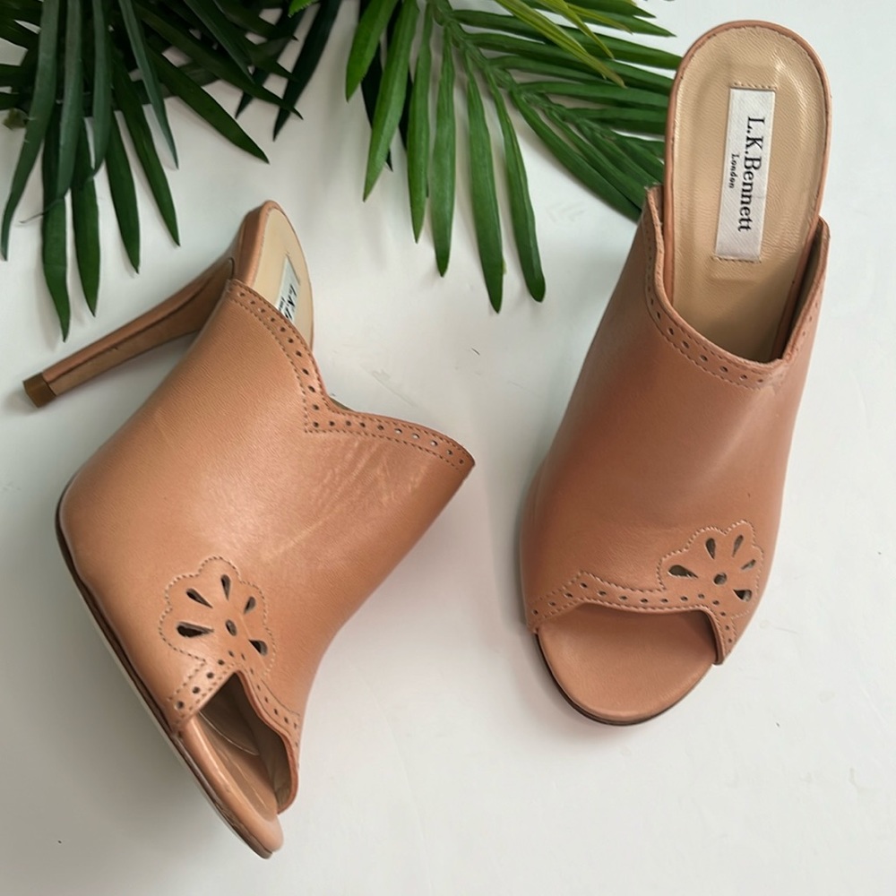 NWOT LK Bennett leather tan mule size 7.5